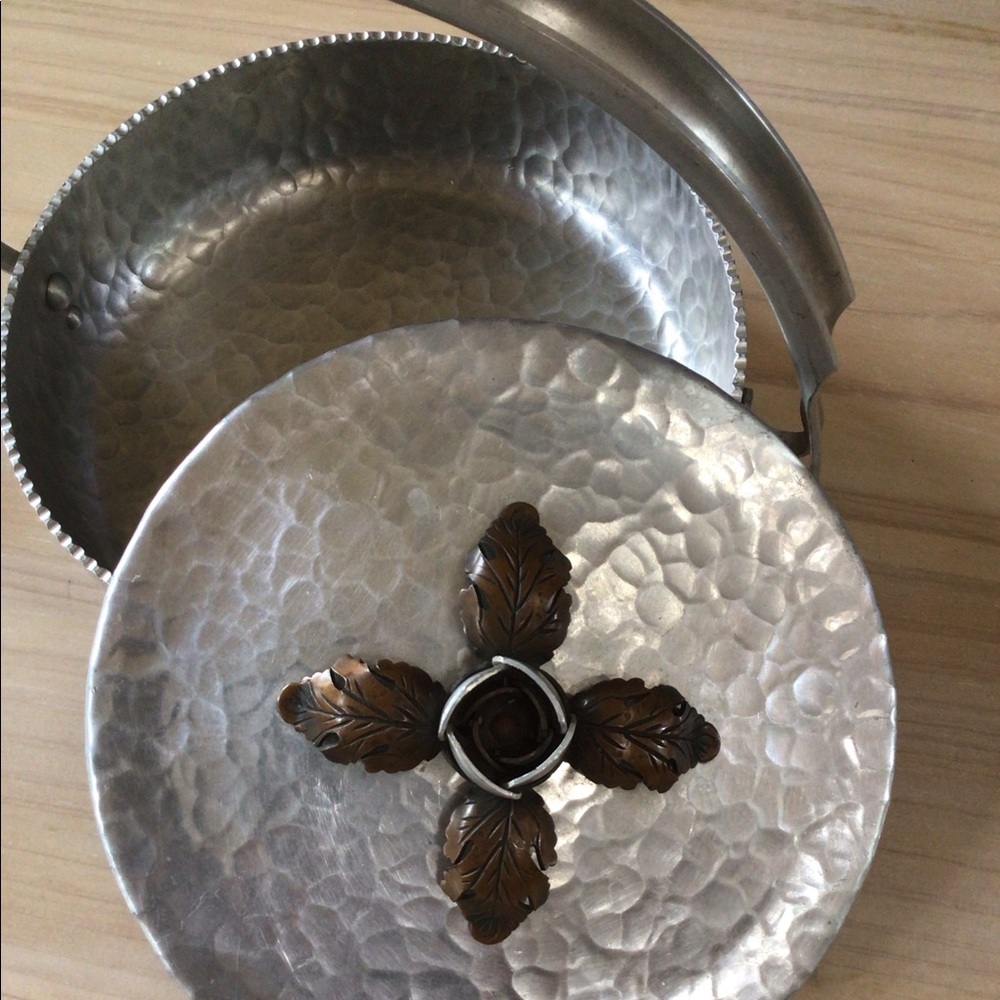 Vintage Hand Wrought Aluminum Dish with Handle And Lid - Picture 5 of 5